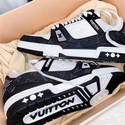 mens louis vuitton trainers dhgate|louis vuitton lv trainers.